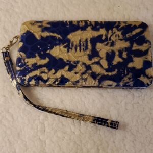 La Express wallet clutch